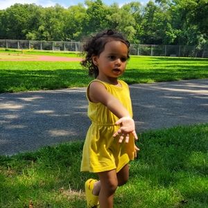 Meet your Posher, Nelida